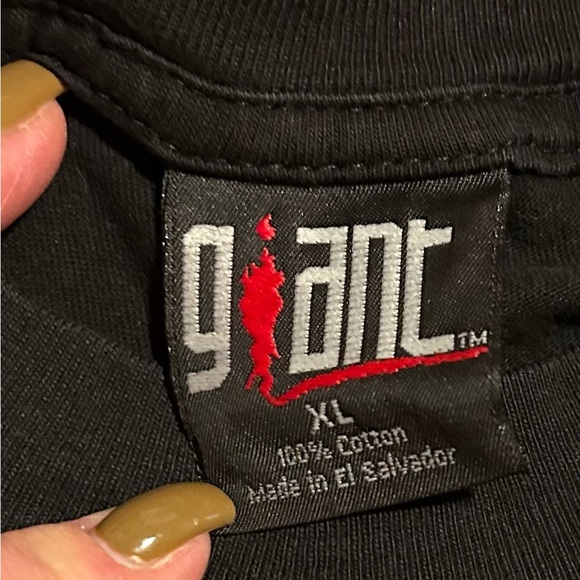 Black Graphic T-Shirt with Cher Design - Picture 4 of 4